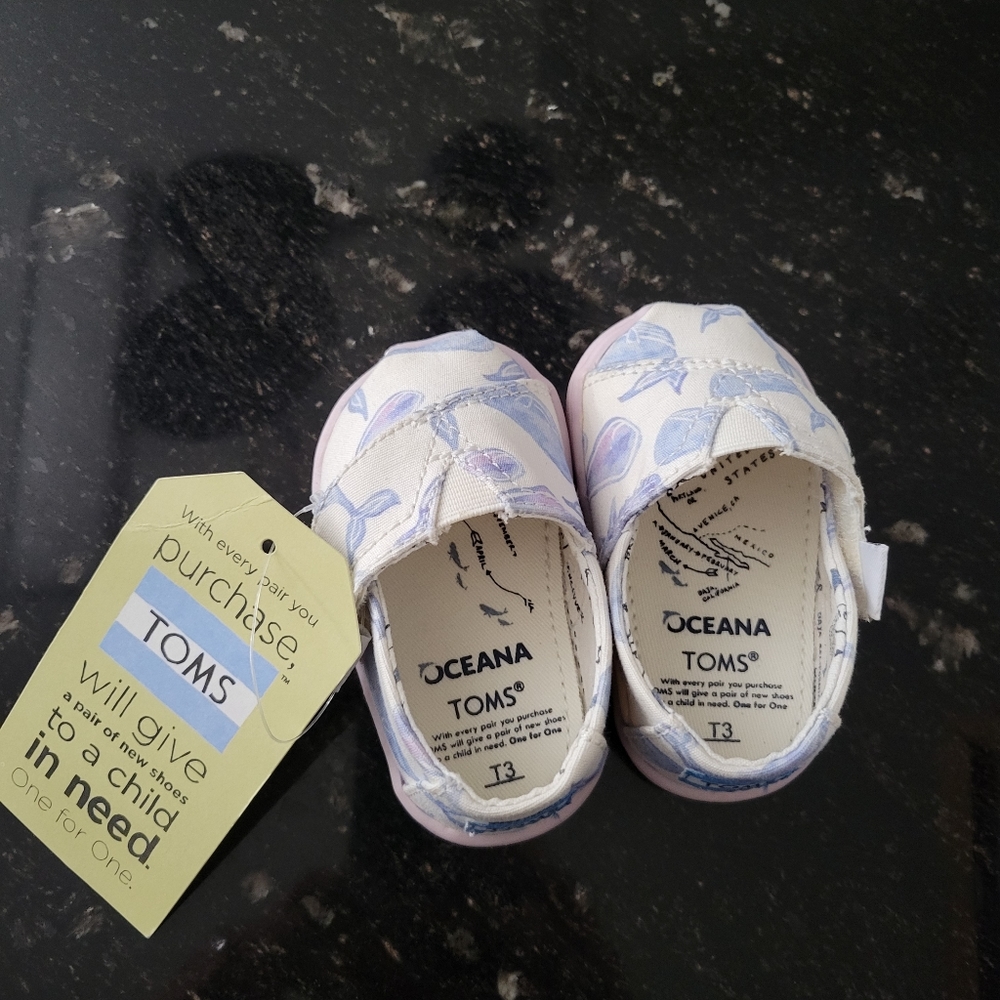 TOMS baby shoes